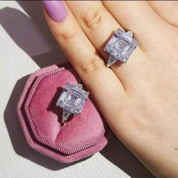 5.62-9.52Ct Three Stone Emerald Asscher White Sapphire Ring - Picture 7 of 15